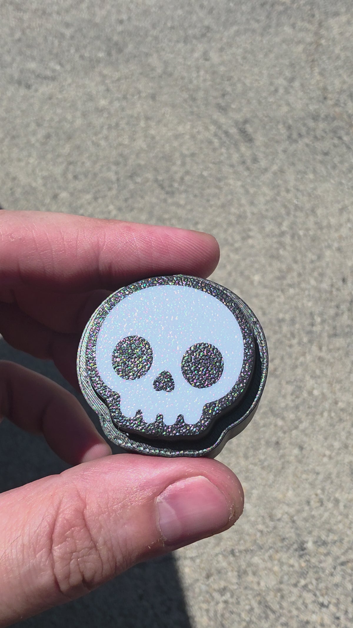 Cartoon Skull Fidget Clicker